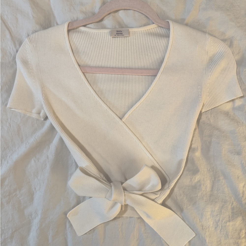Aritzia Little Moon Cropped Tie Top